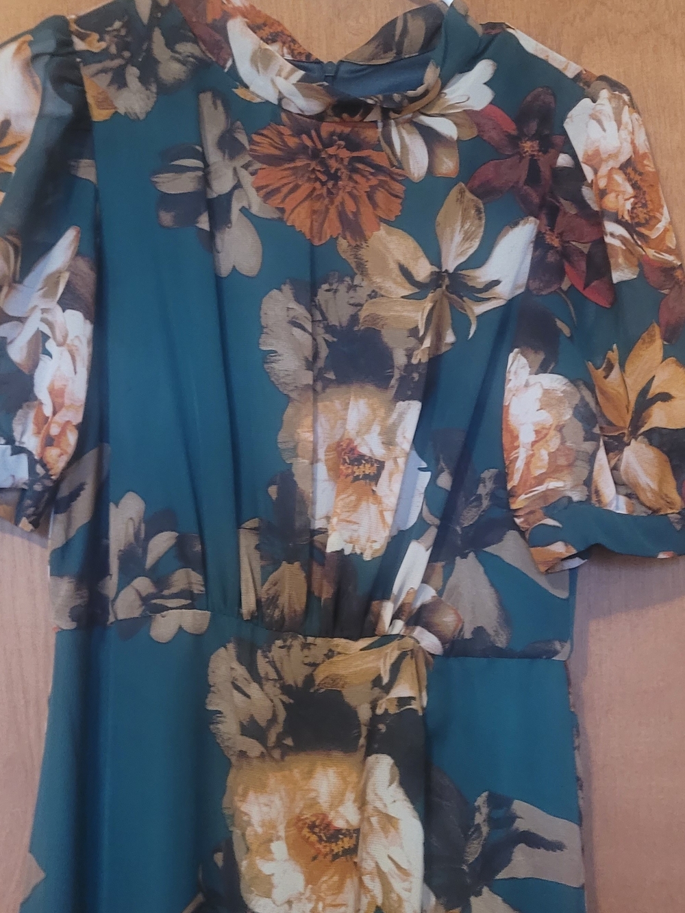 julia jordan Dark Green Floral Maxi Dress with Ivory & Tan Blooms - Picture 2 of 5